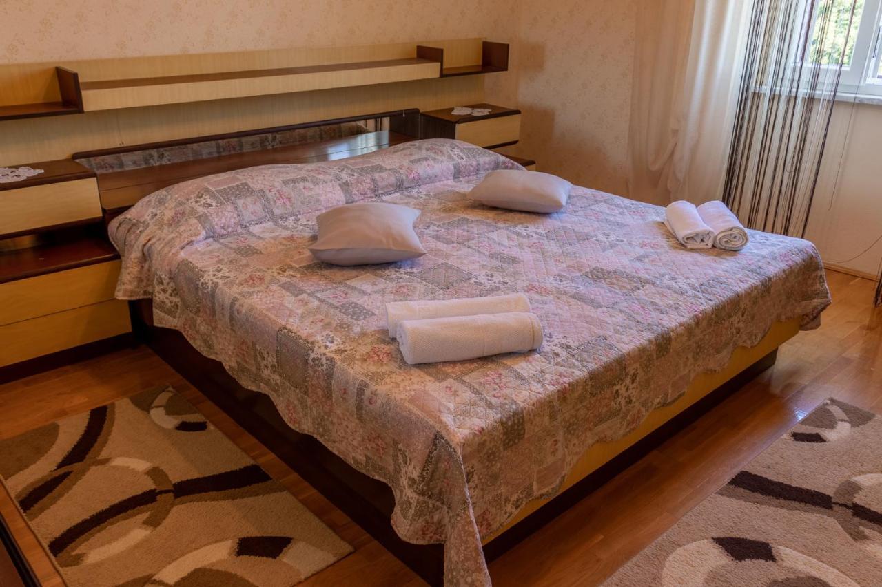 Apartman Danijela Zagorje Bagian luar foto